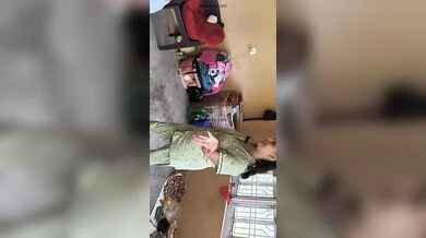 Shameless sister in law from UP was fucked in the ass with dirty audio
